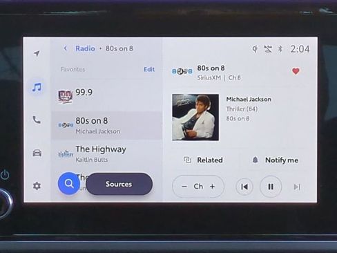 Used 2025 Toyota Camry SE image 17