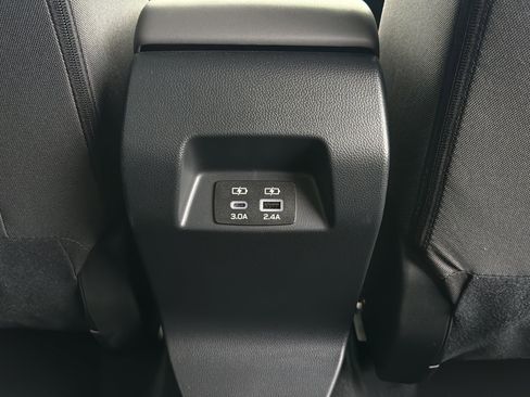 Certified 2025 Subaru Crosstrek 2.0i Premium AWD/4WD image 29