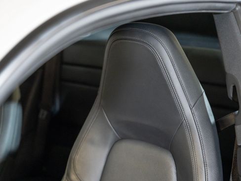 Certified 2021 Porsche 911 Carrera RWD image 23