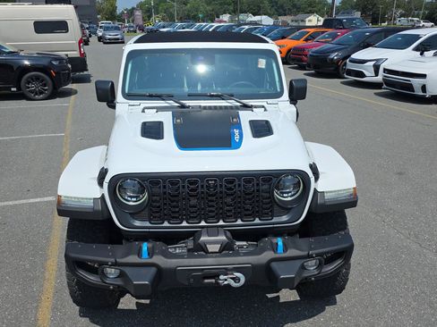 Used 2024 Jeep Wrangler Unlimited Rubicon 4xe AWD/4WD image 3