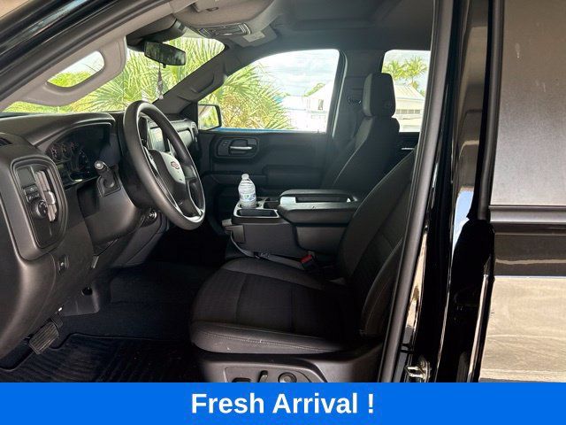 Used 2024 Chevrolet Silverado 1500 Custom w/ LPO, Dark Essentials Package RWD image 2