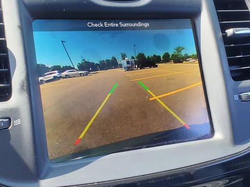 Used 2017 Chrysler 300 S AWD/4WD image 19