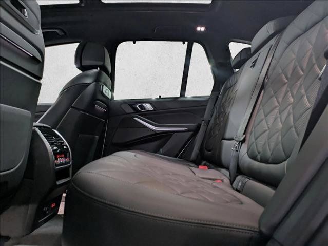 Used 2026 BMW X5 xDrive40i w/ Executive Package AWD/4WD image 17