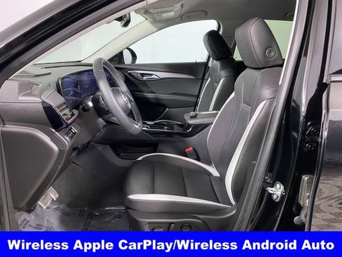 Certified 2025 Buick Envision Sport Touring image 11