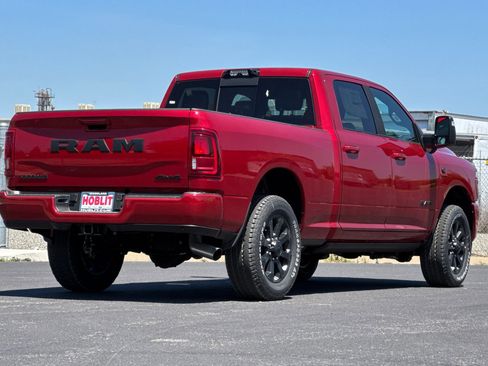 New 2026 RAM 2500 Laramie AWD/4WD image 3