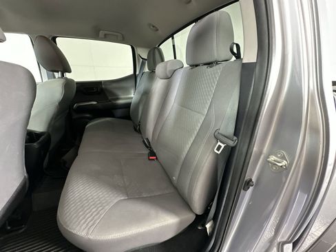 Used 2020 Toyota Tacoma SR5 image 23