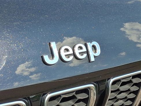 Used 2022 Jeep Grand Cherokee L Overland AWD/4WD image 9