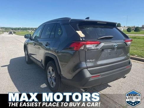 Used 2023 Toyota RAV4 XLE AWD/4WD image 7