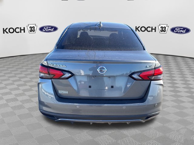 Used 2021 Nissan Versa SV FWD image 7