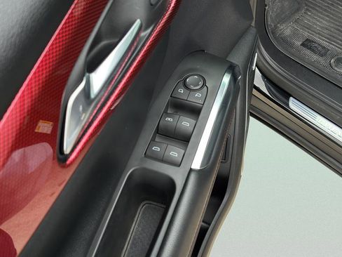 Used 2024 Chevrolet Traverse Z71 w/ Enhanced Driving Package AWD/4WD image 12