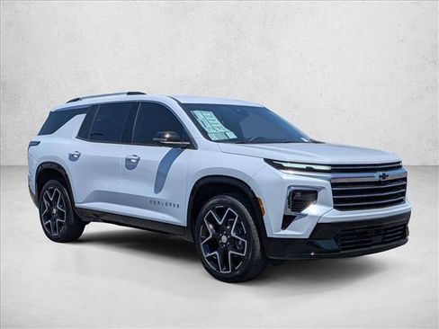 New 2026 Chevrolet Traverse High Country w/ LPO, Floor Liner Package AWD/4WD image 7