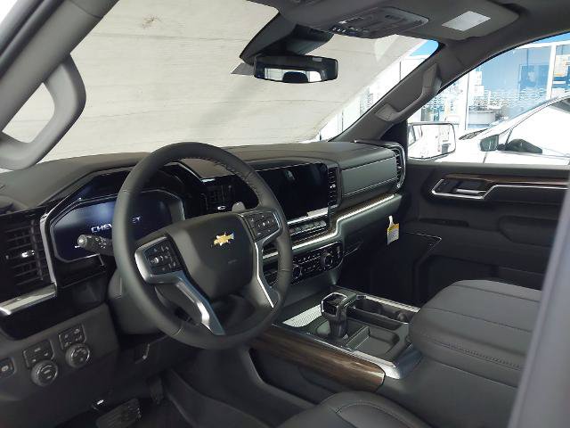 New 2026 Chevrolet Silverado 1500 LT w/ Safety Package AWD/4WD image 2