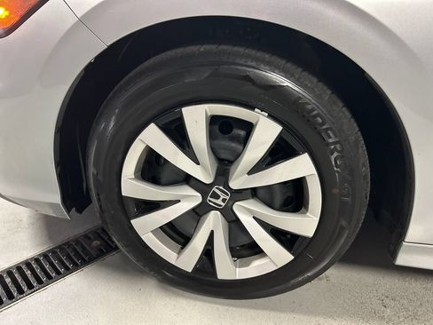 Used 2026 Honda Civic LX image 9