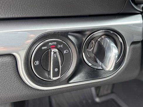 Used 2024 Porsche 718 Cayman RWD image 18