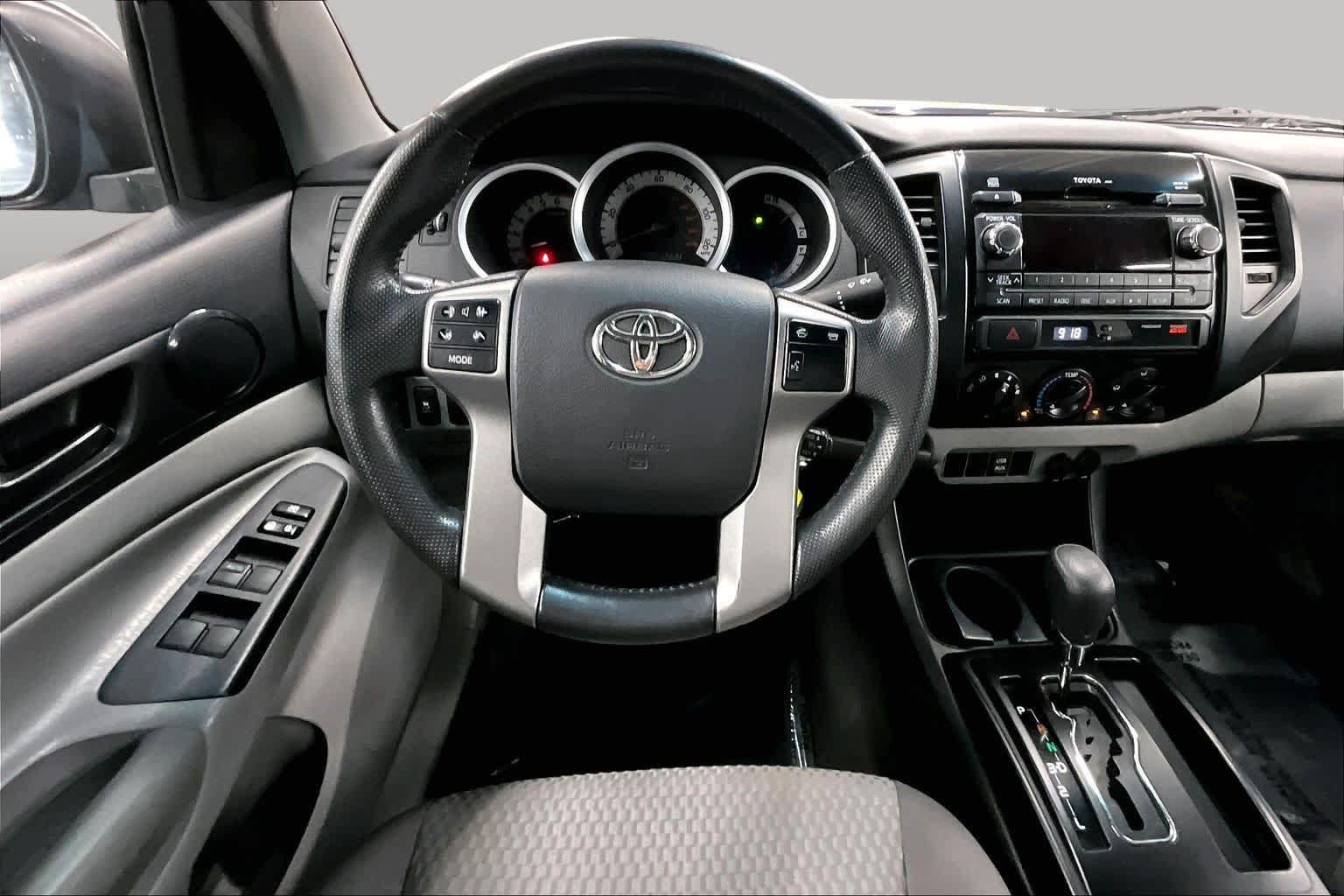 Used 2012 Toyota Tacoma 2WD Double Cab w/ Convenience Pkg image 5