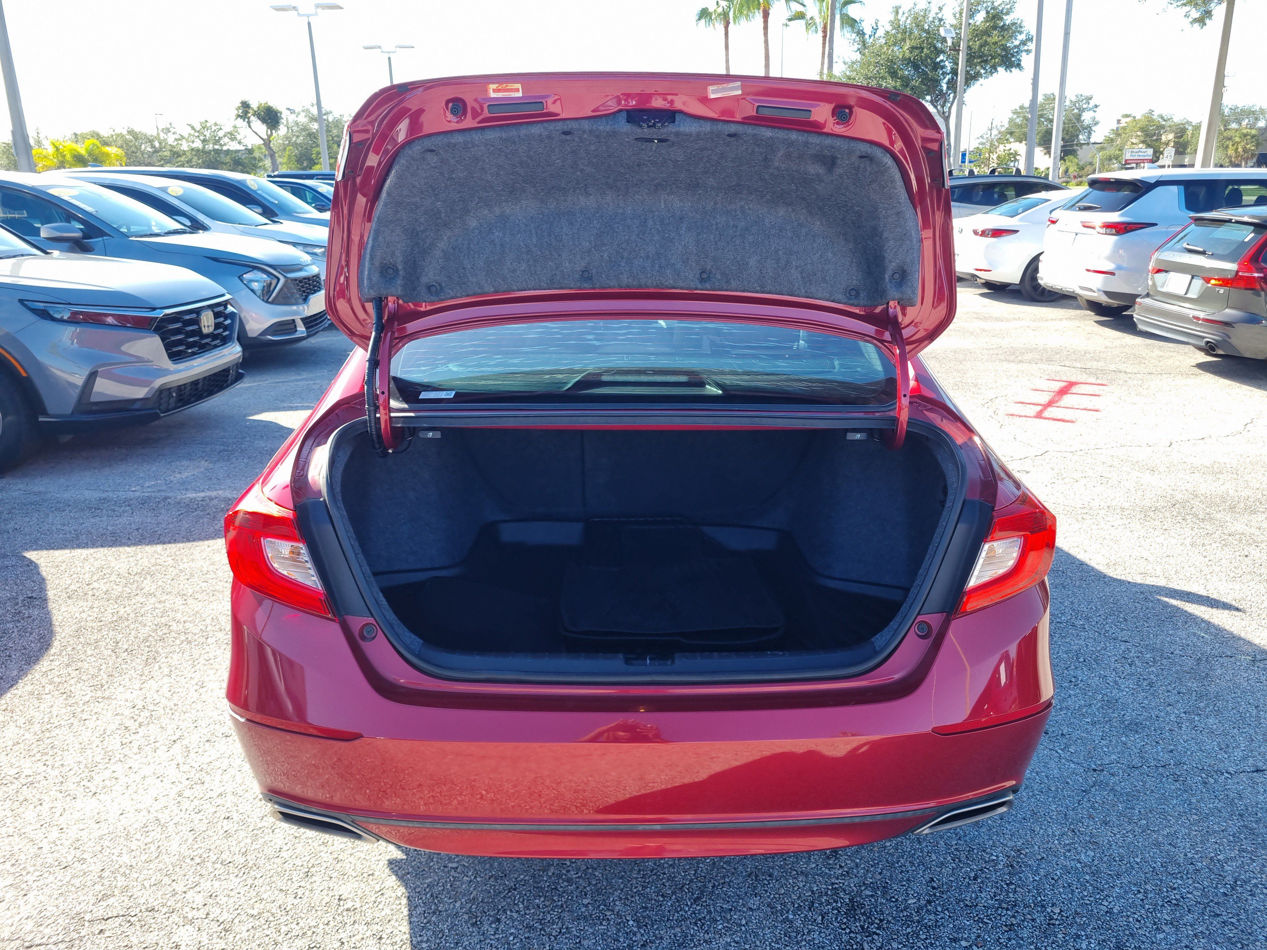 Used 2018 Honda Accord EX-L image 12
