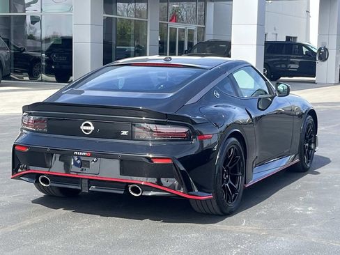 Used 2024 Nissan Z NISMO w/ Floor Mat Package image 7