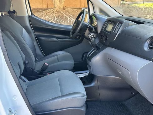Used 2015 Chevrolet City Express LT w/ Technology Package FWD image 21