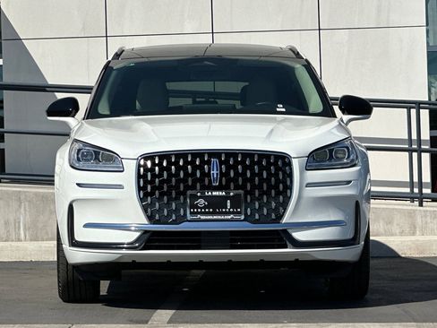 New 2025 Lincoln Corsair Grand Touring image 8