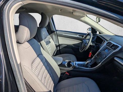 Used 2016 Ford Fusion S image 17