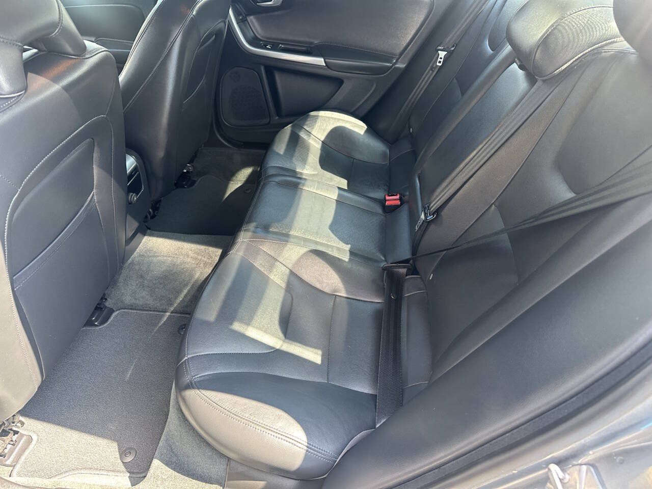 Used 2017 Volvo S60 T5 Inscription FWD image 17