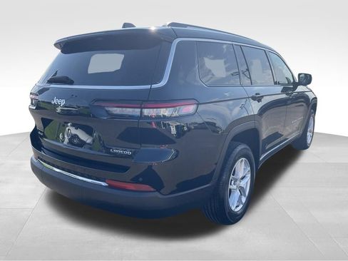 Used 2023 Jeep Grand Cherokee L Laredo AWD/4WD image 14