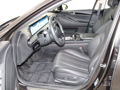 Used 2025 Genesis G80 2.5T AWD/4WD image 19