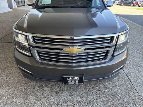 Used 2015 Chevrolet Suburban LTZ image 32