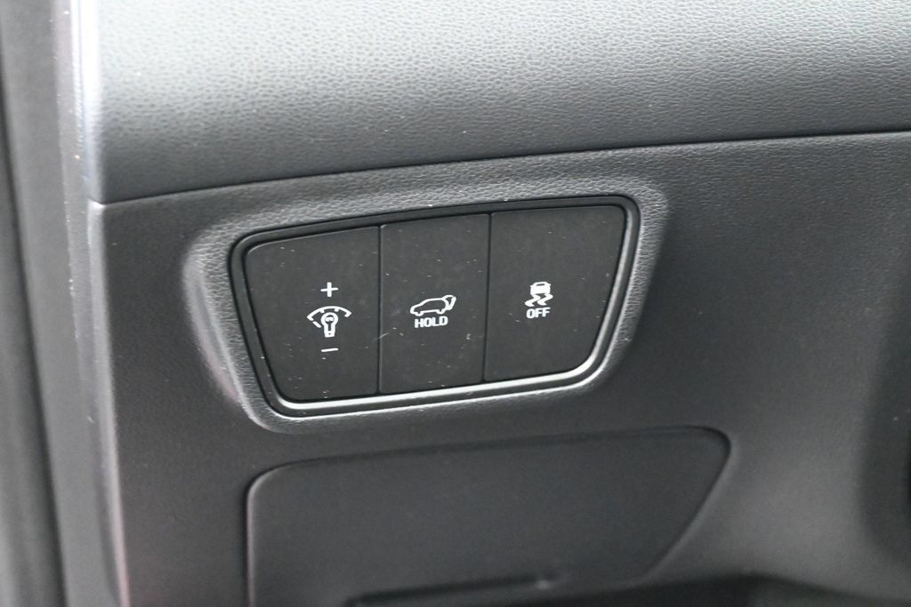 Used 2023 Hyundai Tucson Limited w/ Cargo Package AWD/4WD image 17