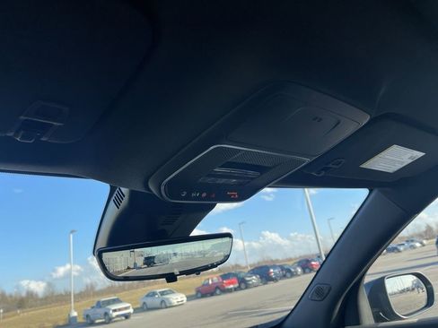 Used 2025 Chevrolet Traverse High Country w/ LPO, Floor Liner Package image 31