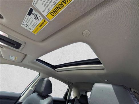 Used 2024 Honda HR-V EX-L image 14