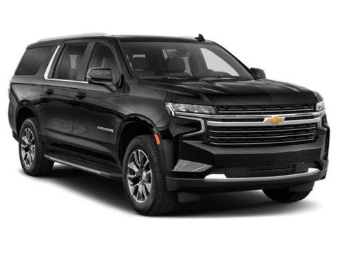 Used 2023 Chevrolet Suburban LT w/ Luxury Package AWD/4WD image 9