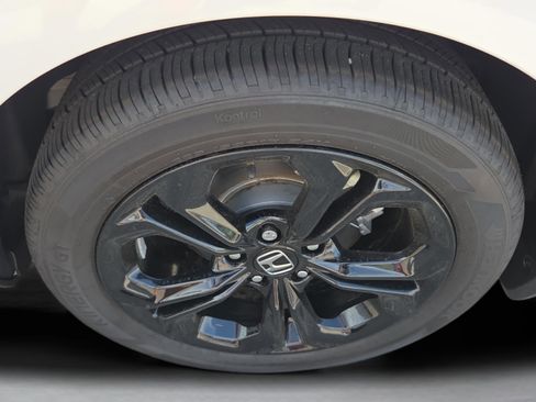 New 2025 Honda Accord SE image 32