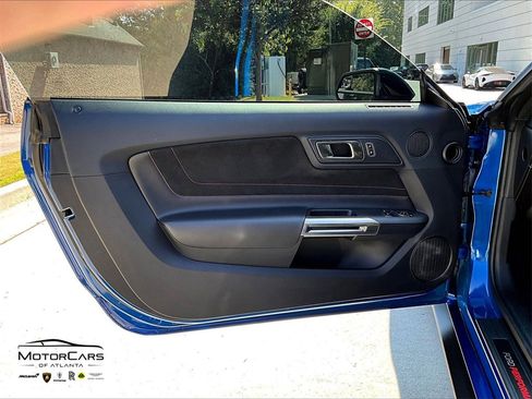 Used 2017 Ford Mustang Shelby GT350R w/ GT350R Equipment Group 920A image 22