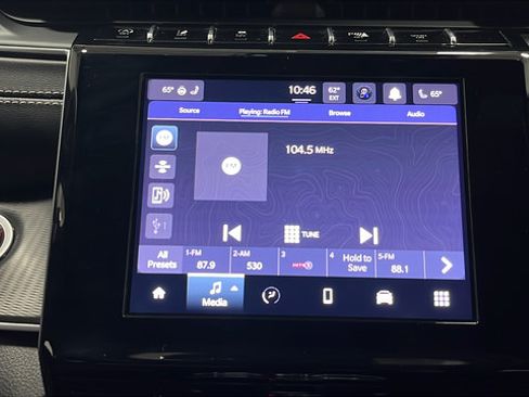 Used 2025 Jeep Grand Cherokee Laredo X w/ Luxury Tech Group I AWD/4WD image 15