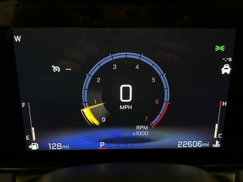 Used 2024 Chevrolet TrailBlazer LT w/ Convenience Package image 10