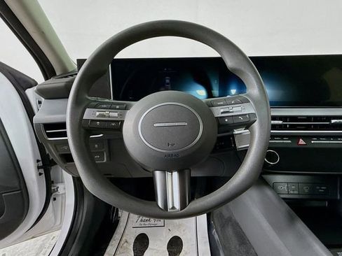 Used 2025 Hyundai Sonata SEL image 11