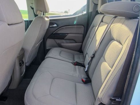 Used 2016 GMC Canyon SLE w/ SLE Convenience Package RWD image 8