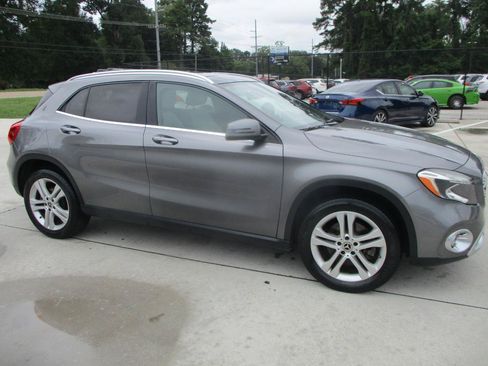 Used 2018 Mercedes-Benz GLA 250 image 8