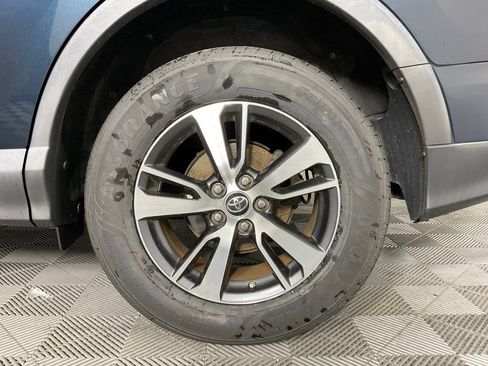 Used 2017 Toyota RAV4 XLE FWD image 10