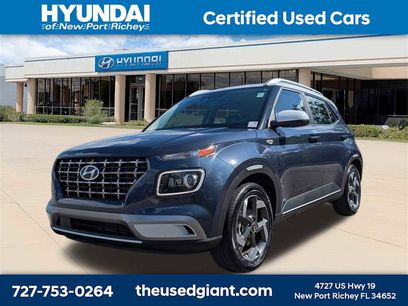 Certified 2023 Hyundai Venue Limited w/ Cargo Package
