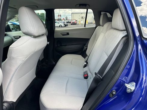 Used 2023 Toyota Corolla Cross LE AWD/4WD image 17