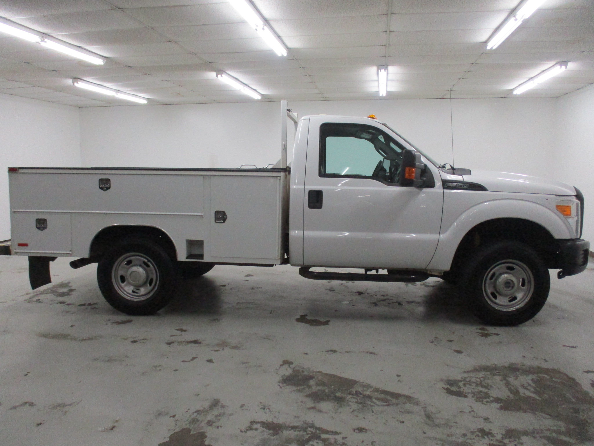 Used 2016 Ford F350 XL w/ Power Equipment Group AWD/4WD image 15