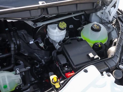 Used 2022 Ford E-Transit Medium Roof RWD image 18