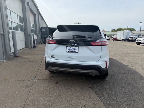 Used 2024 Ford Edge SEL AWD/4WD image 5