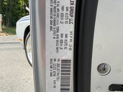 Used 2010 Dodge Challenger R/T RWD image 19