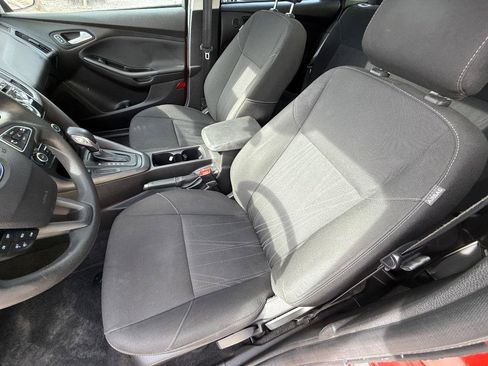 Used 2018 Ford Focus SEL image 20