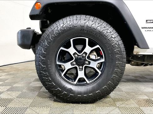 Used 2018 Jeep Wrangler Unlimited Sport S image 8