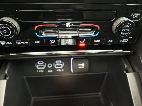 New 2025 Jeep Grand Cherokee Laredo X image 3