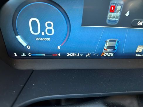 Used 2025 Ford Escape Platinum AWD/4WD image 8